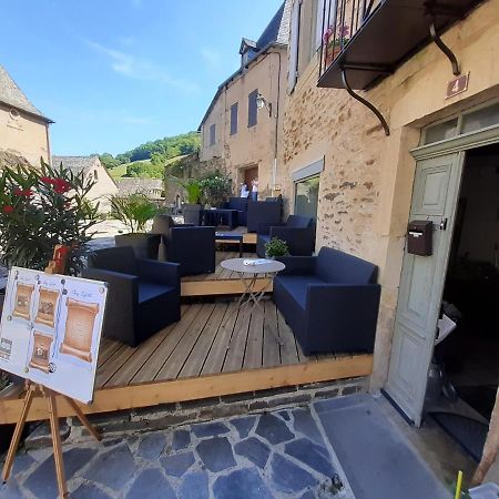 Chez Tifille Bed & Breakfast Estaing  Ngoại thất bức ảnh