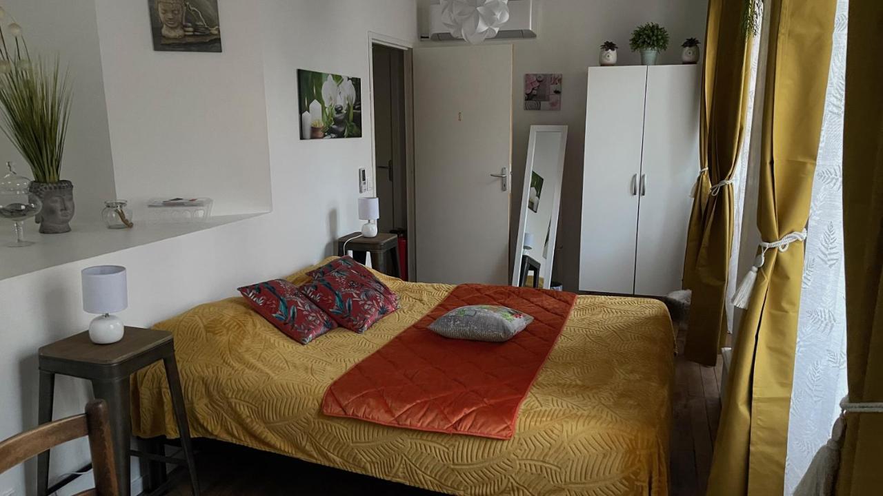 Chez Tifille Bed & Breakfast Estaing  Ngoại thất bức ảnh
